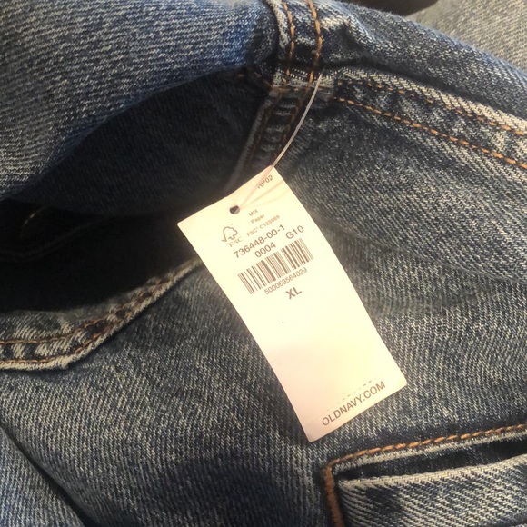 NWT!  Old Navy Canada Cropped Medium-Wash Jean Jacket - Size XL - Picture 5 of 5